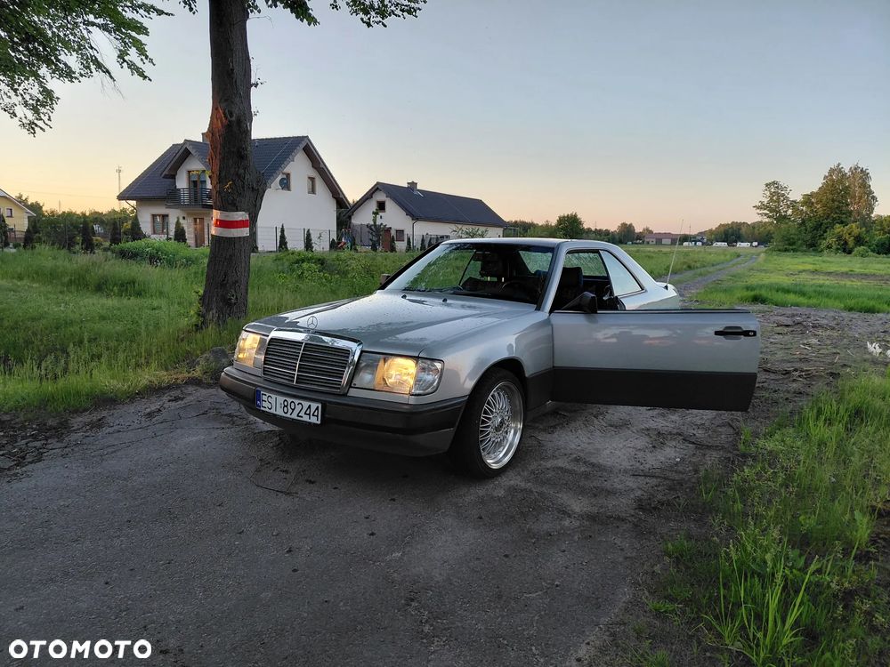 Mercedes-Benz W124 (1984-1993) - 17