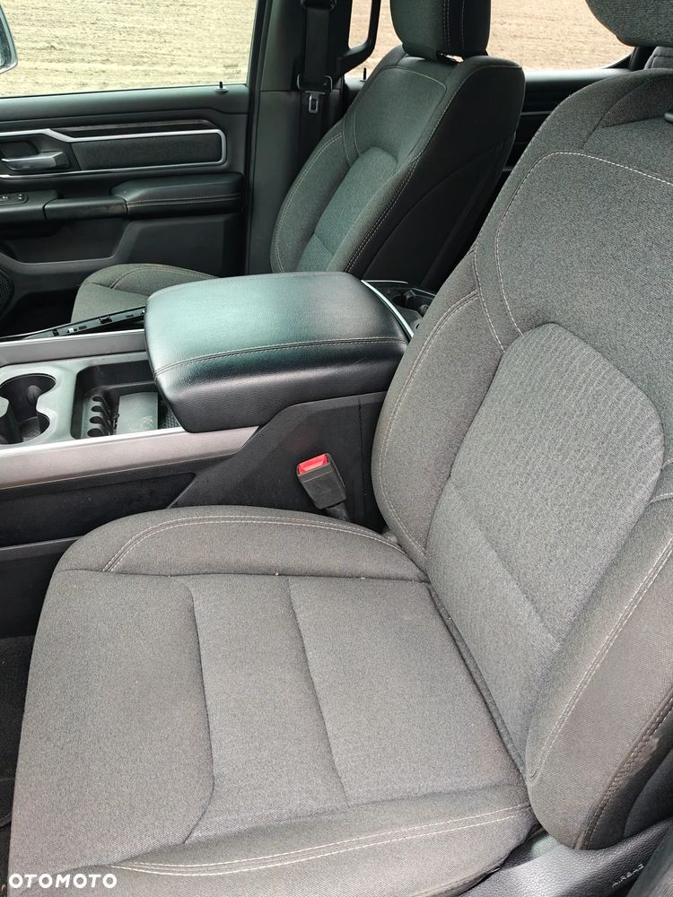 RAM 1500 5.7 Crew Cab Bighorn - 9