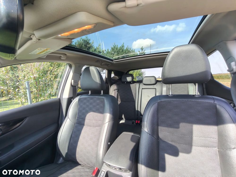 Nissan Qashqai 1.6 DCi Tekna - 24