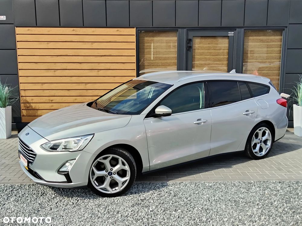 Ford Focus 1.5 EcoBlue STart-Stopp-System TITANIUM - 2