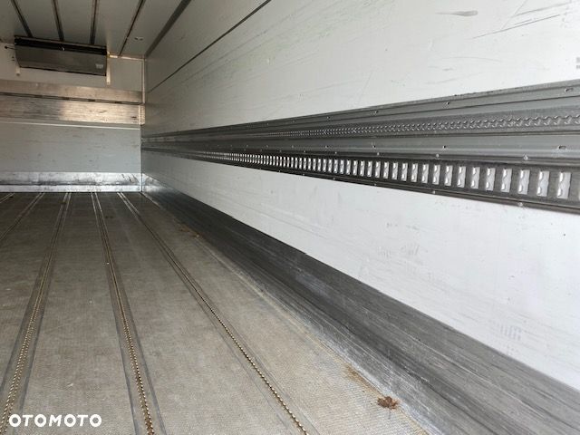 Mercedes-Benz Actros 2536 6x2 - 11