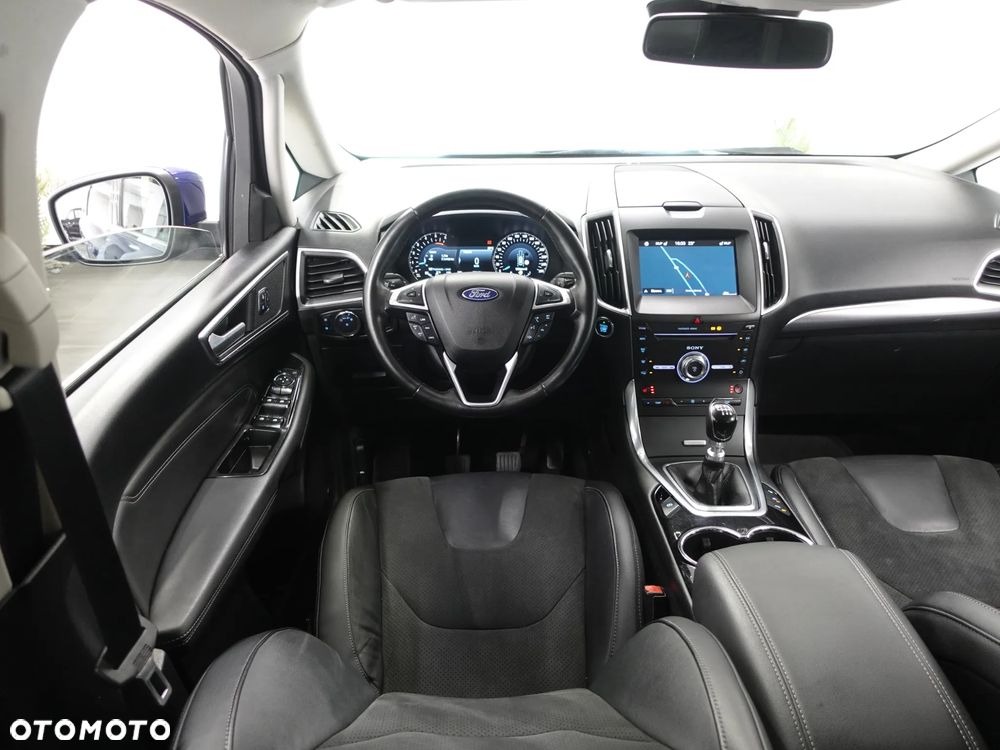 Ford S-Max 2.0 TDCi 4WD Titanium - 29