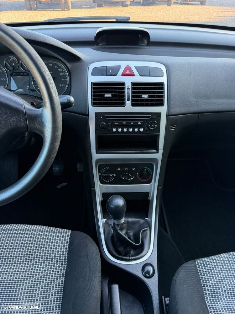 Peugeot 307 Break 1.4 16V Executive - 25