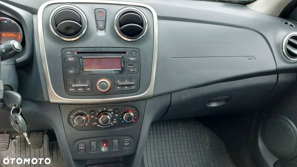 Dacia Sandero - 17