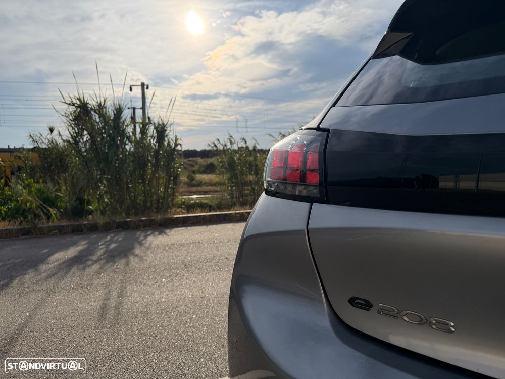 Peugeot e-208 50 kWh Active Pack - 9