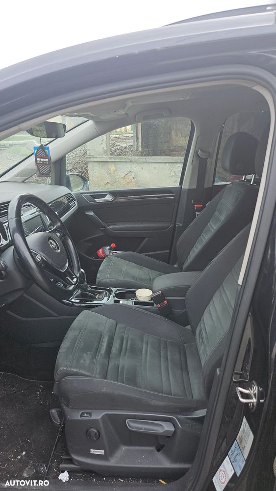 Volkswagen Touran 2.0 TDI SCR DSG Highline - 31