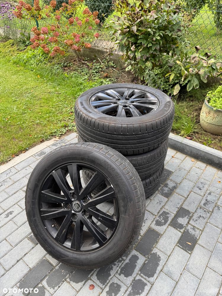 Volkswagen Multivan - 19