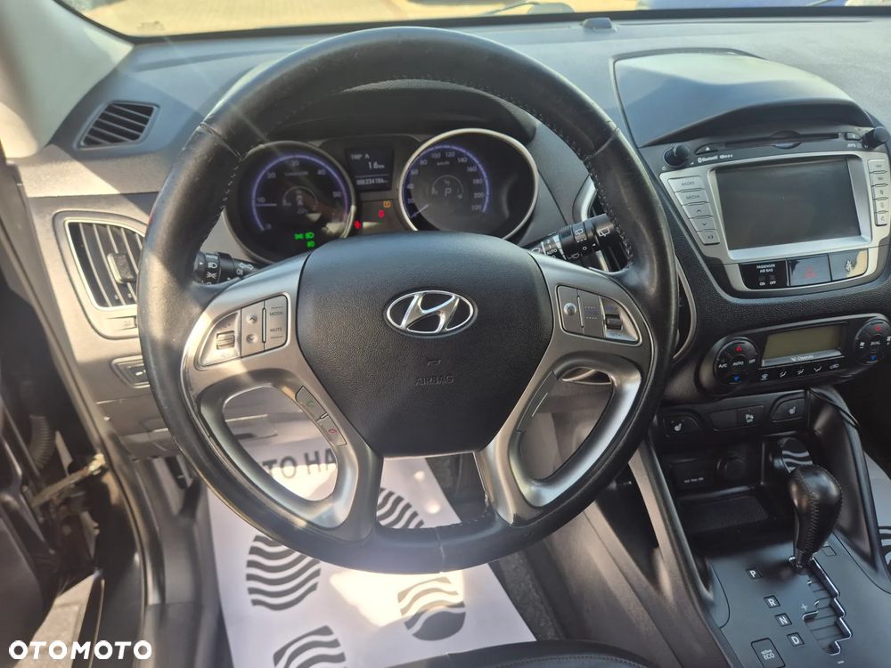 Hyundai ix35 2.0 CRDi 4WD Automatik Trend - 22