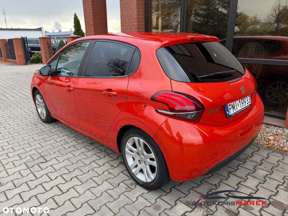 Peugeot 208 1.2 PureTech Style - 4