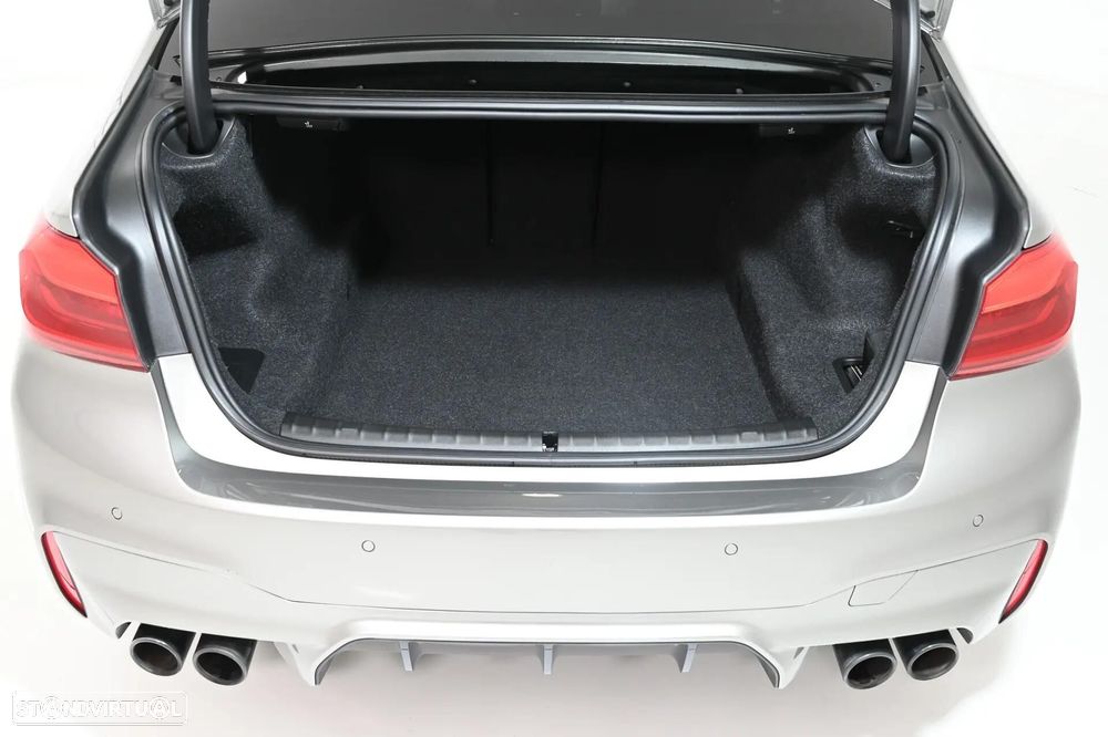 BMW M5 Standard - 11