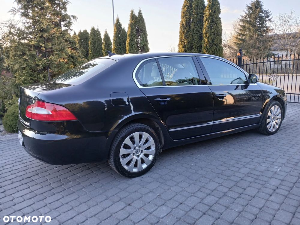 Skoda Superb 2.0 TDI Exclusive - 10
