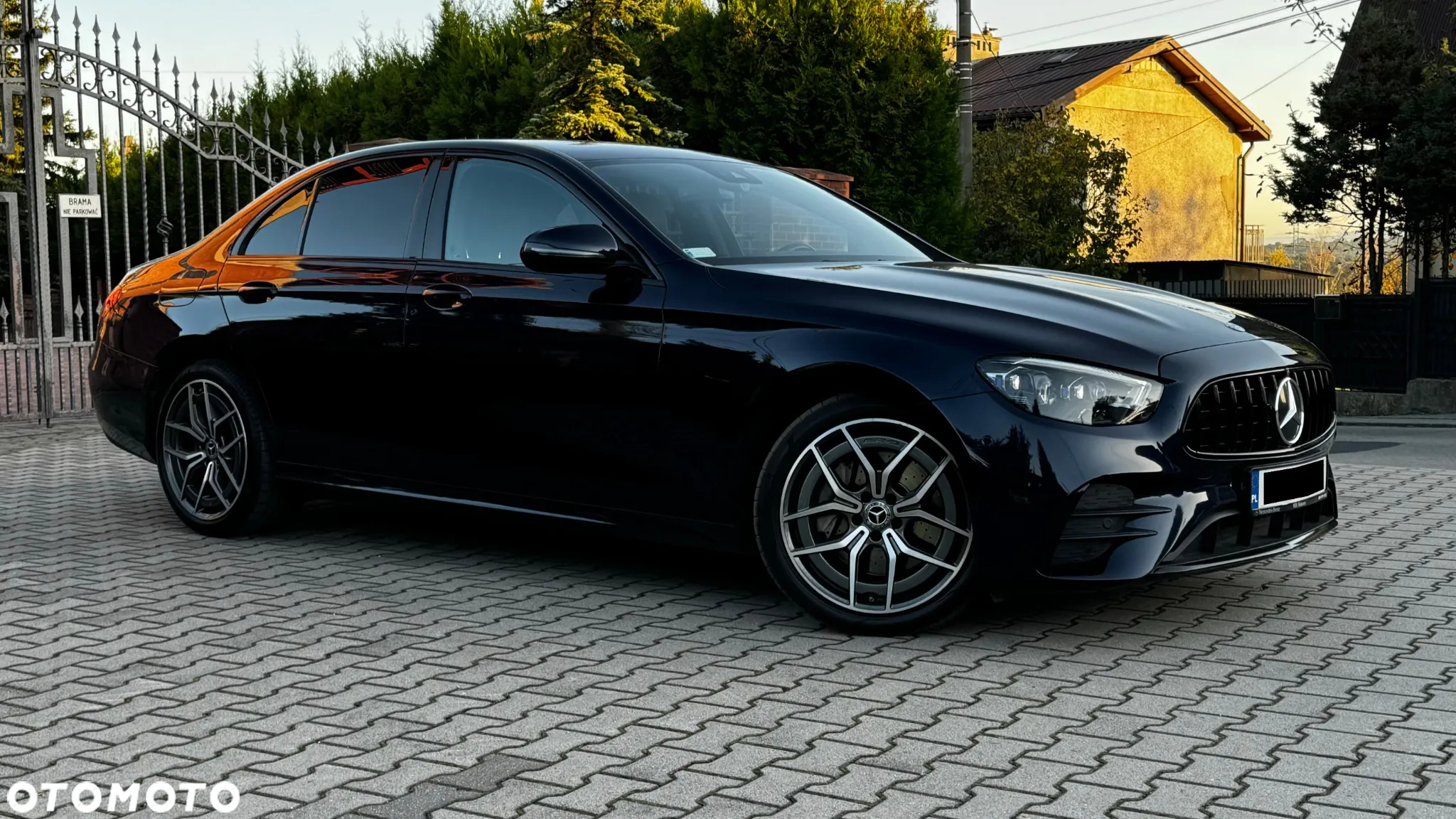 Mercedes-Benz Klasa E 220 d 4-Matic AMG - 11
