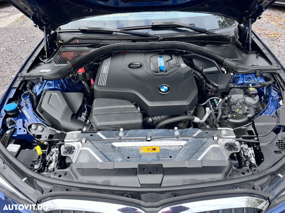 BMW Seria 3 330e Aut. Luxury Line - 34
