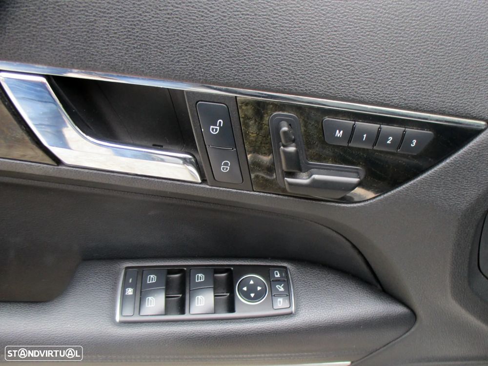 Mercedes-Benz E 250 CDi Avantgarde BlueEfficiency Auto - 33