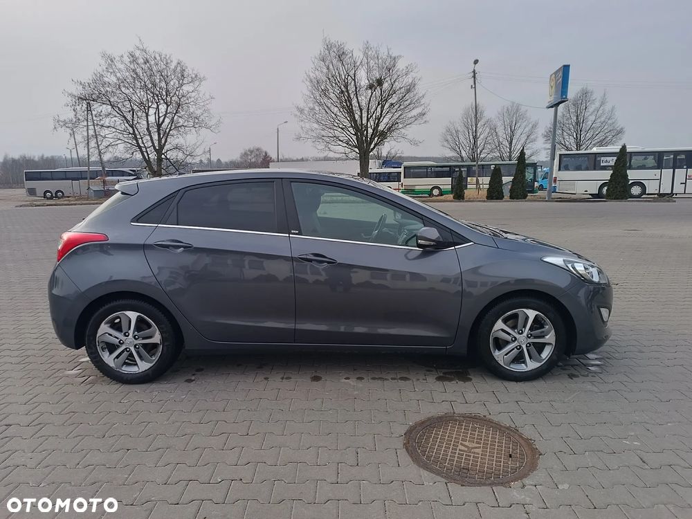 Hyundai i30 1.4 BlueDrive Go - 5