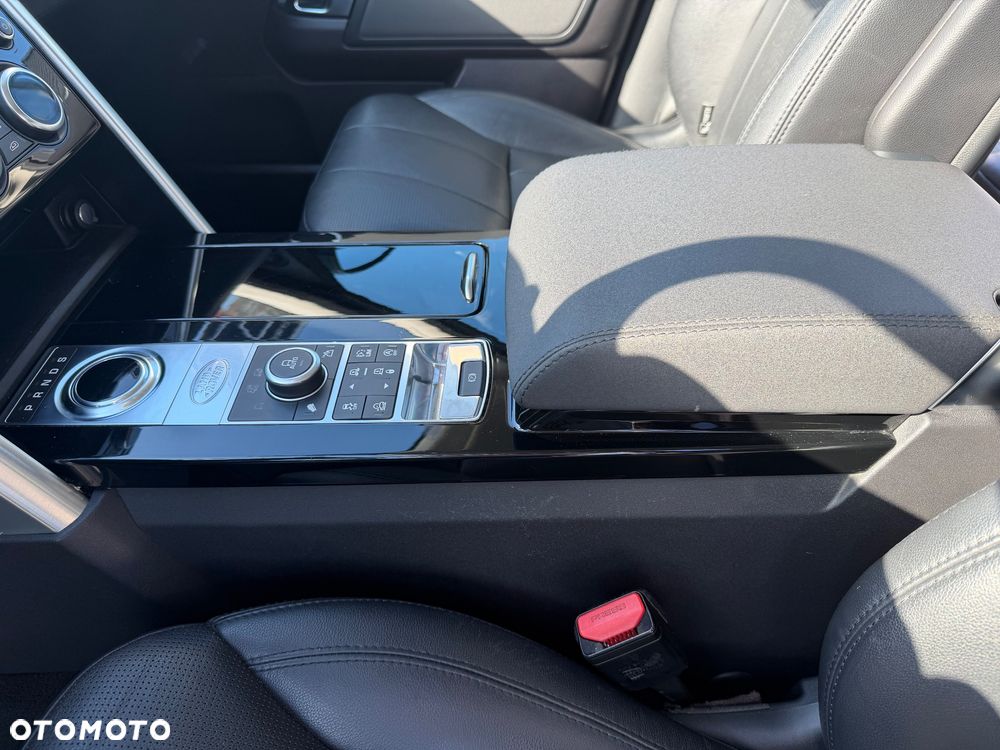 Land Rover Discovery 3.0 TD6 HSE - 40