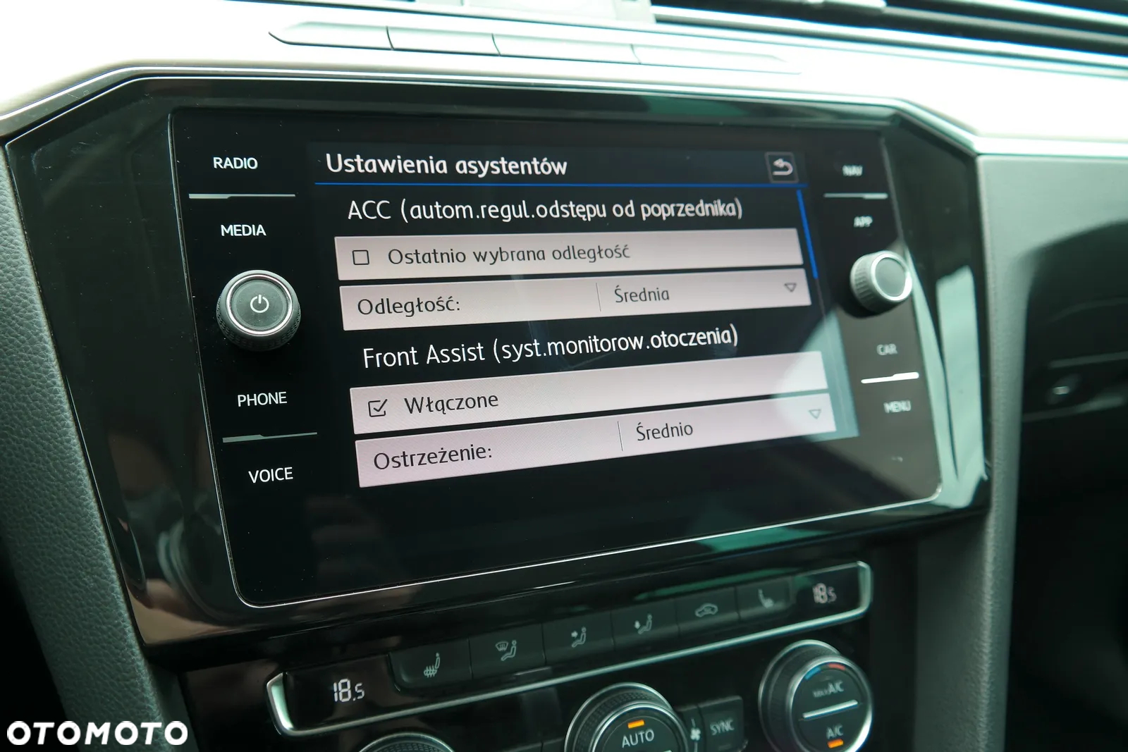 Volkswagen Passat 1.8 TSI BMT Highline DSG - 25