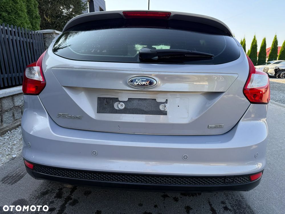 Ford Focus 1.0 EcoBoost Hybrid TITANIUM - 8