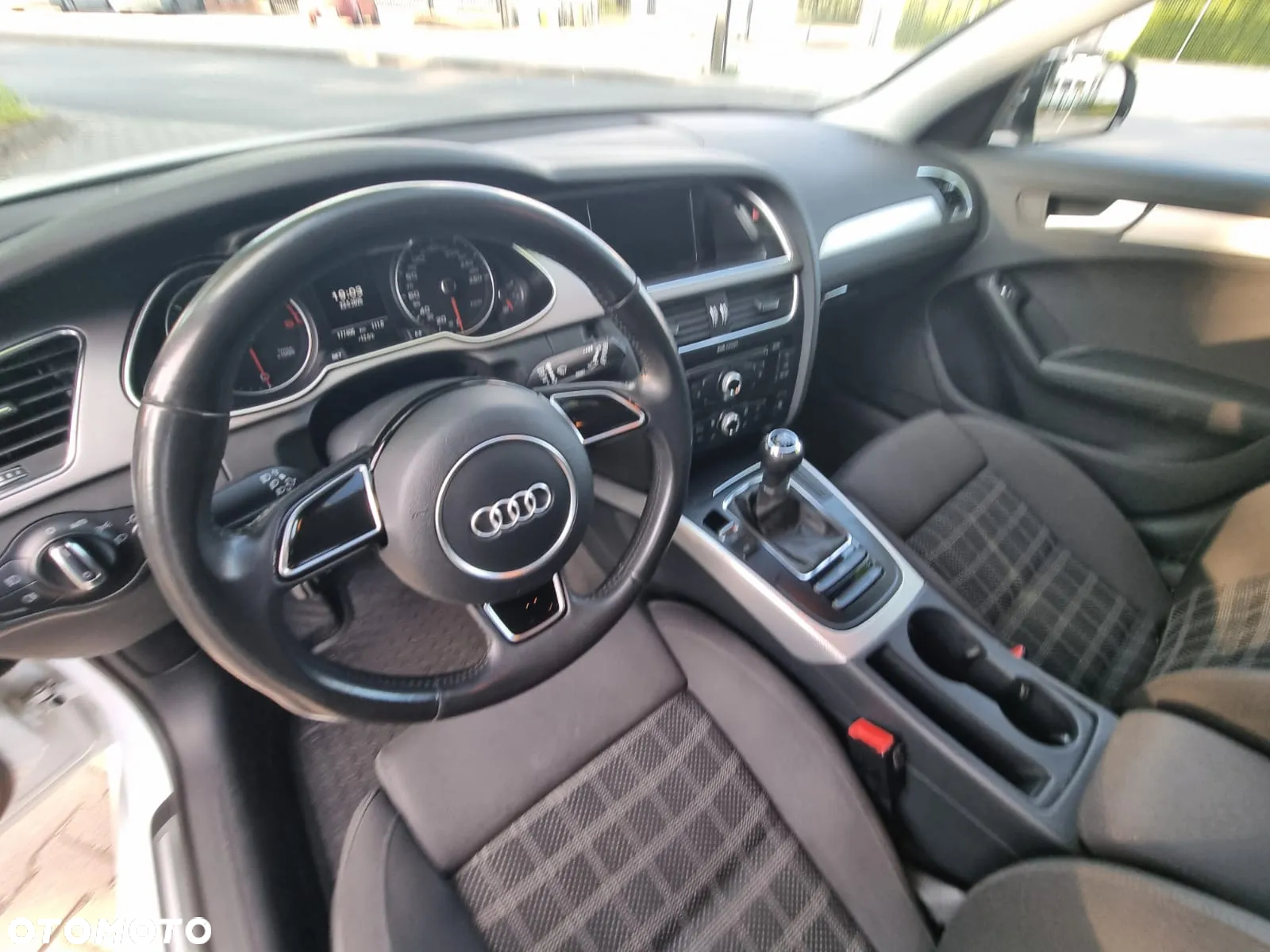 Audi A4 2.0 TDI - 13