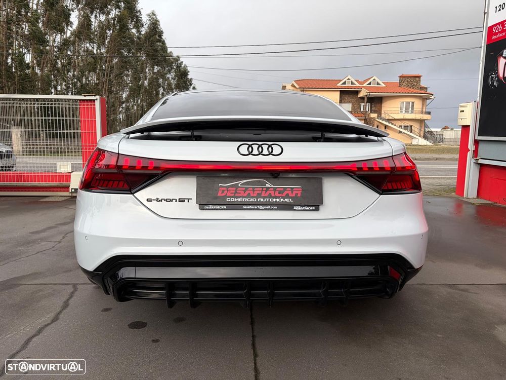 Audi e-tron GT quattro - 13