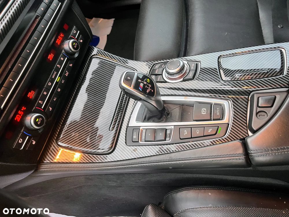 BMW Seria 5 M550d xDrive - 25