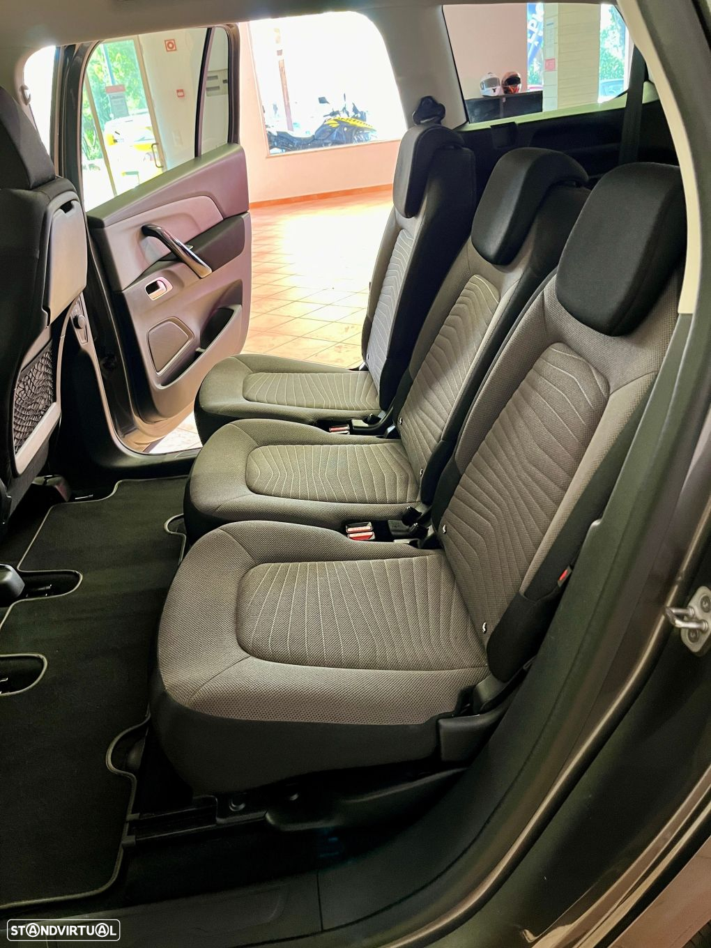 Citroën Grand C4 Spacetourer 1.5 BlueHDi C-Series - 24