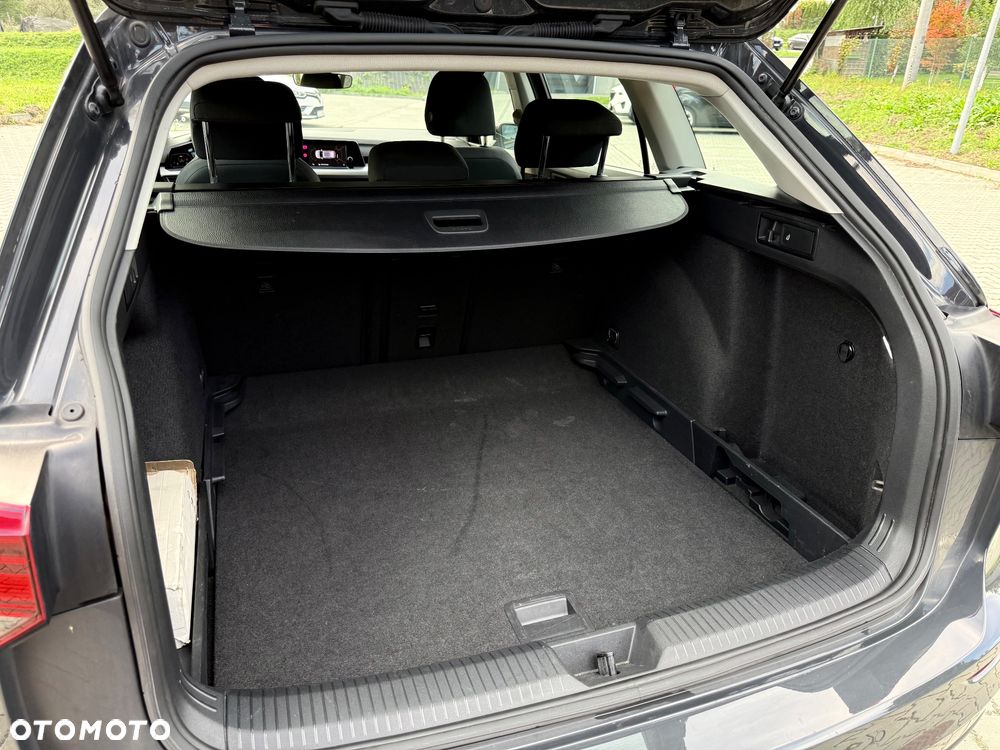 Volkswagen Golf 1.5 TSI EVO Life - 17