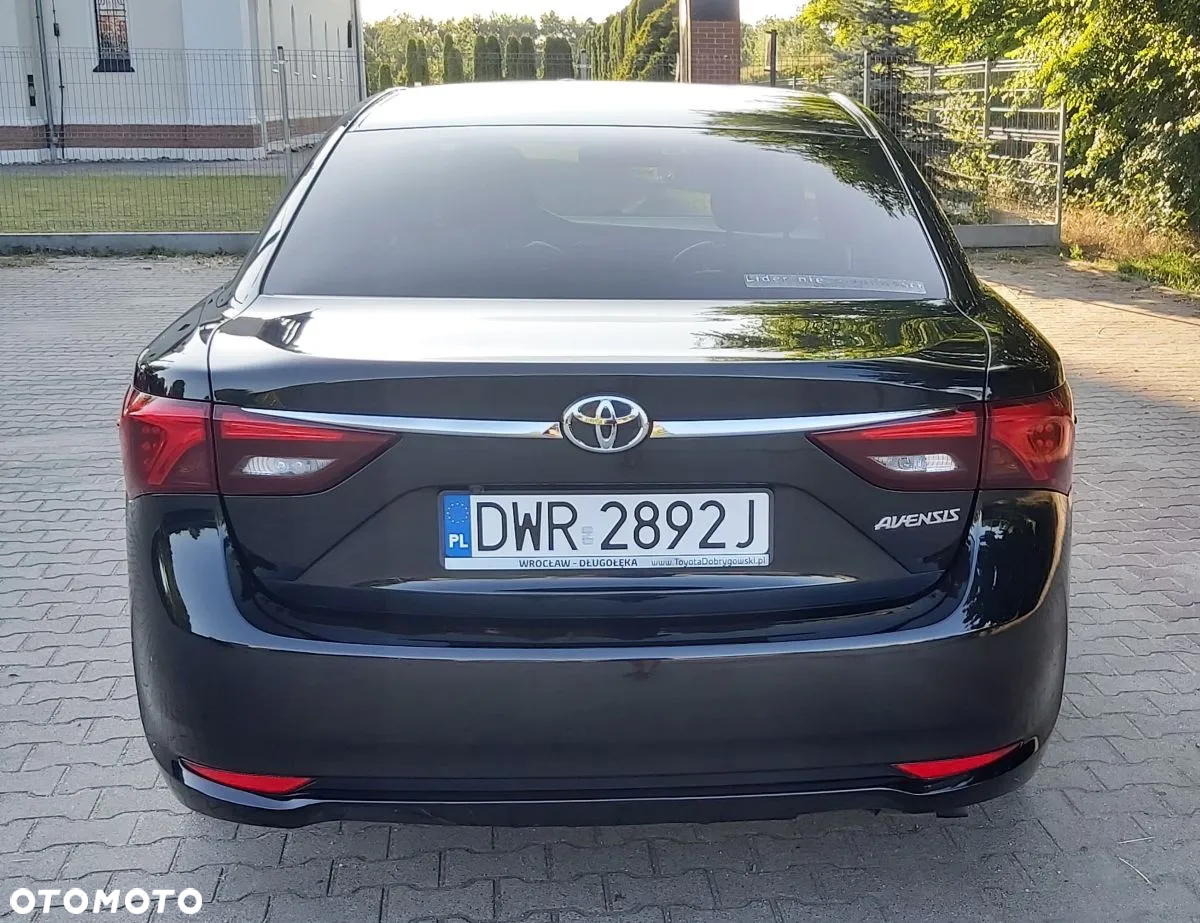 Toyota Avensis 1.8 Premium - 6