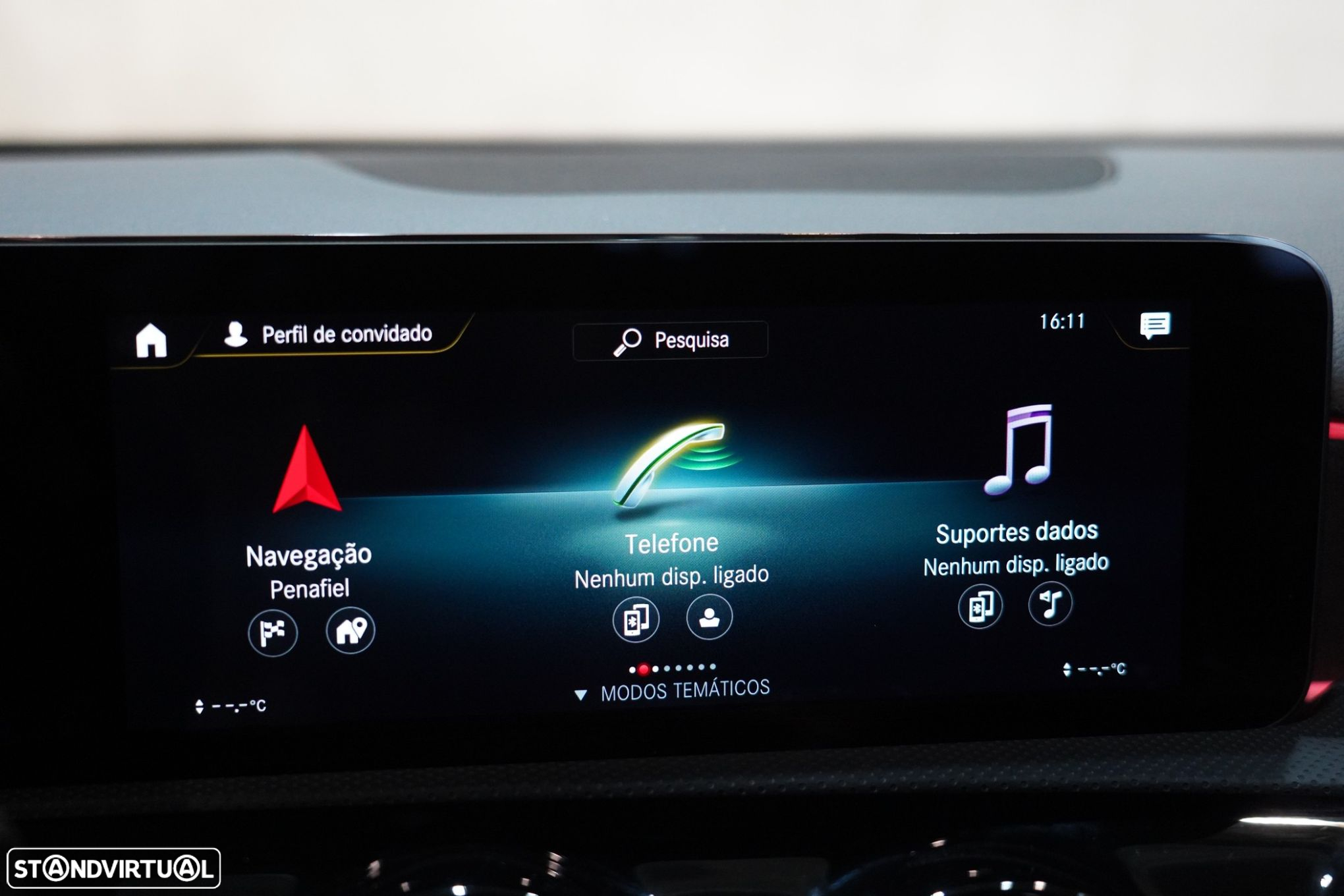 Mercedes-Benz A 250 e AMG Line - 13