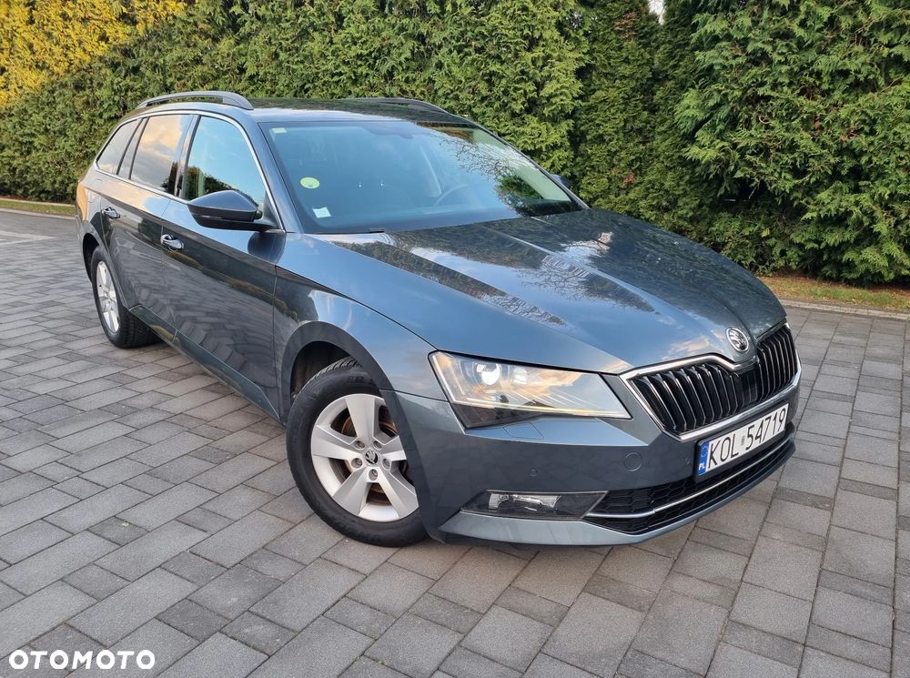 Skoda Superb 1.6 TDI DSG Style - 2