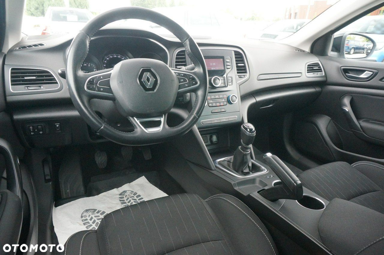 Renault Megane 1.5 Blue dCi Limited - 16