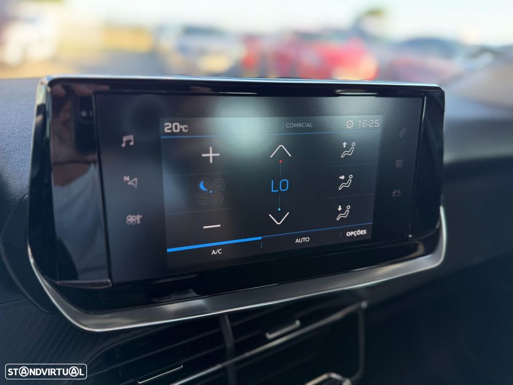 Peugeot 2008 1.5 BlueHDi Active - 32