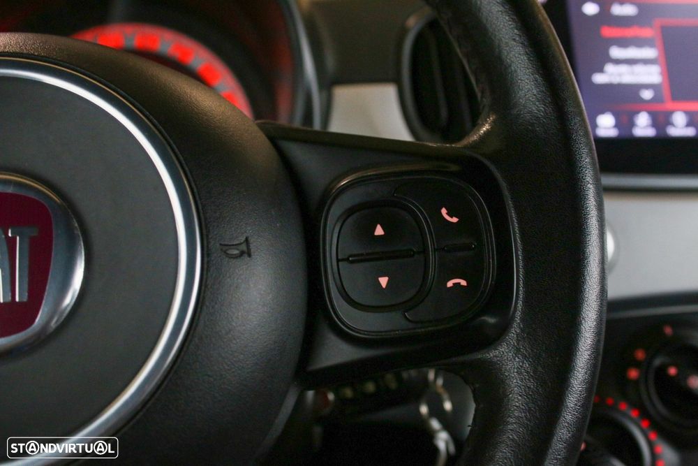 Fiat 500C 1.0 Hybrid Connect - 25
