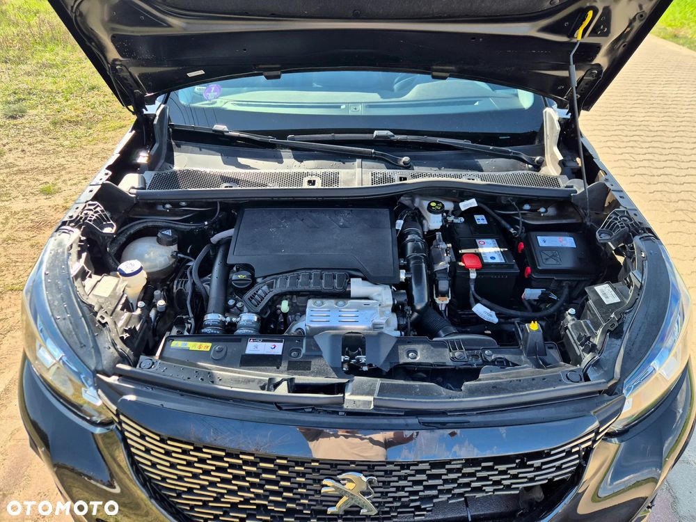 Peugeot 2008 PureTech 130 EAT8 Allure Pack - 18