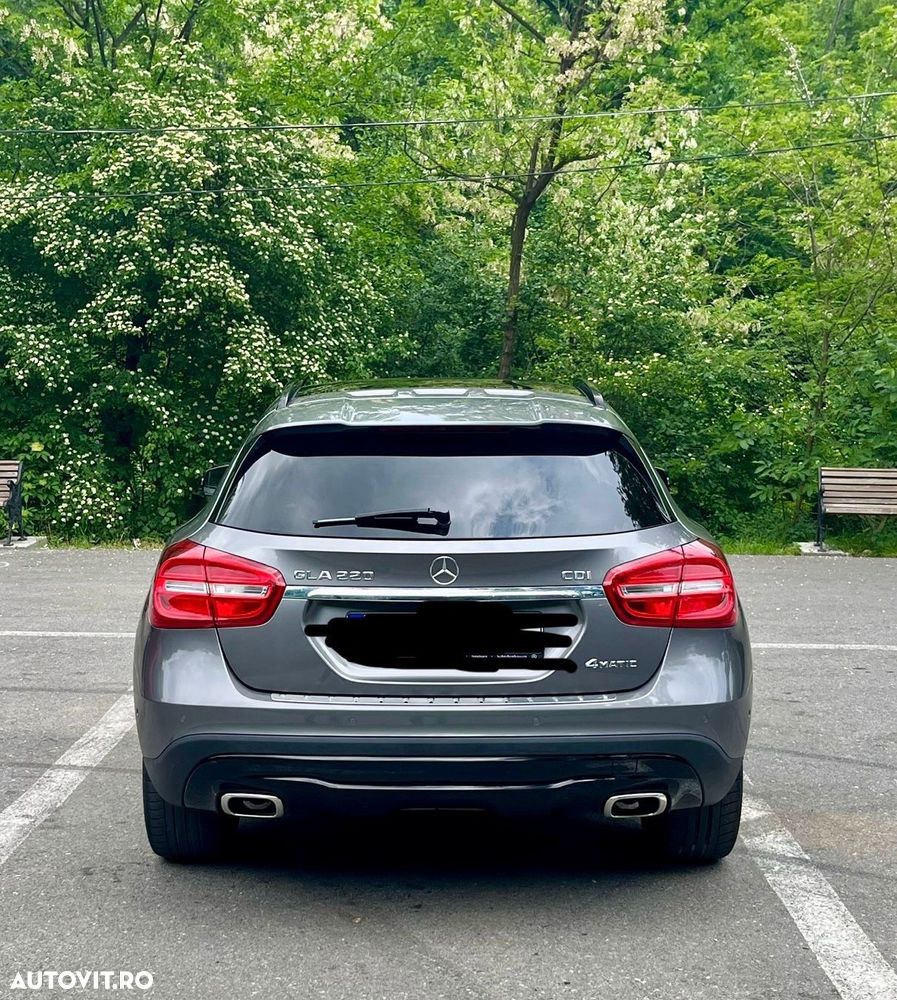 Mercedes-Benz GLA 220 CDI 4Matic 7G-DCT - 5