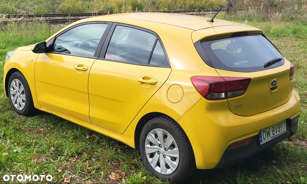 Kia Rio 1.2 M - 2