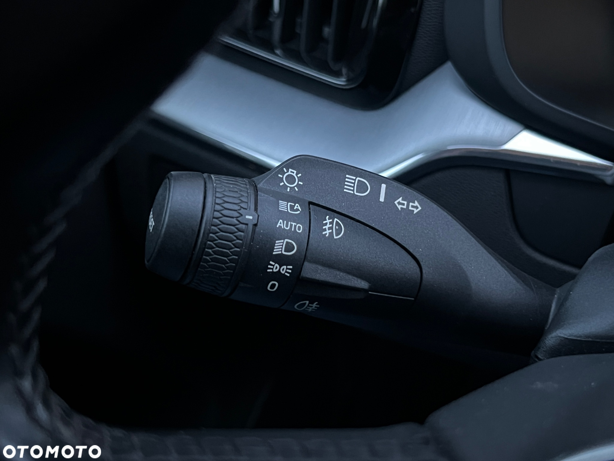 Volvo XC 60 T5 AWD Momentum - 19