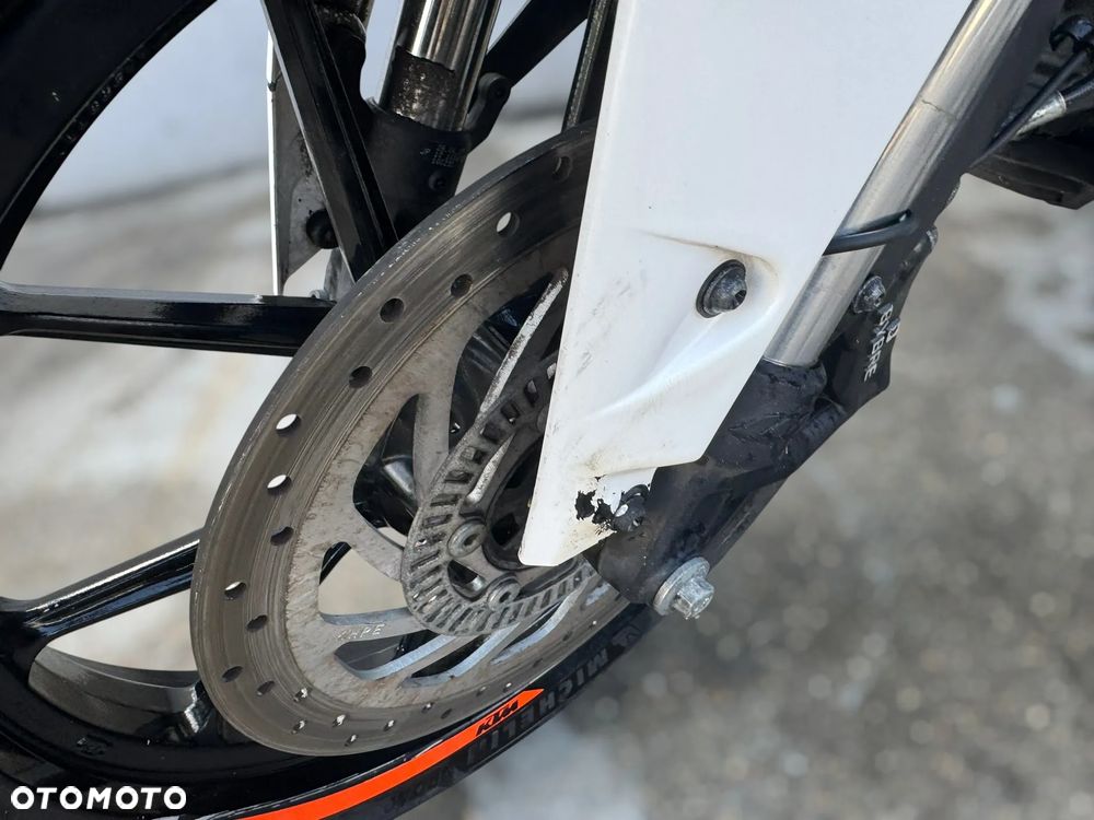 KTM Duke 125 - 20