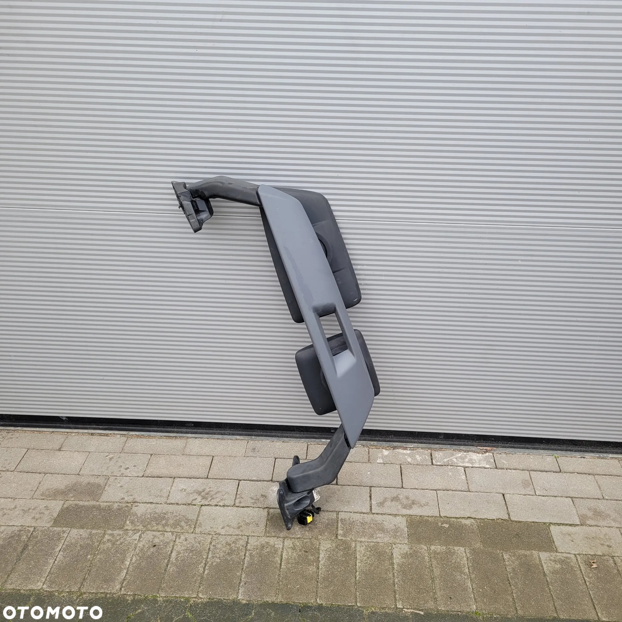LUSTERKO LEWE VOLVO FH4 ORYGINAŁ CHWALIM116 - 2