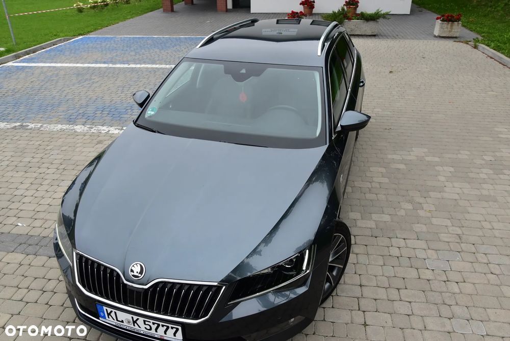 Skoda Superb 2.0 TDI 4x4 DSG L&K - 38