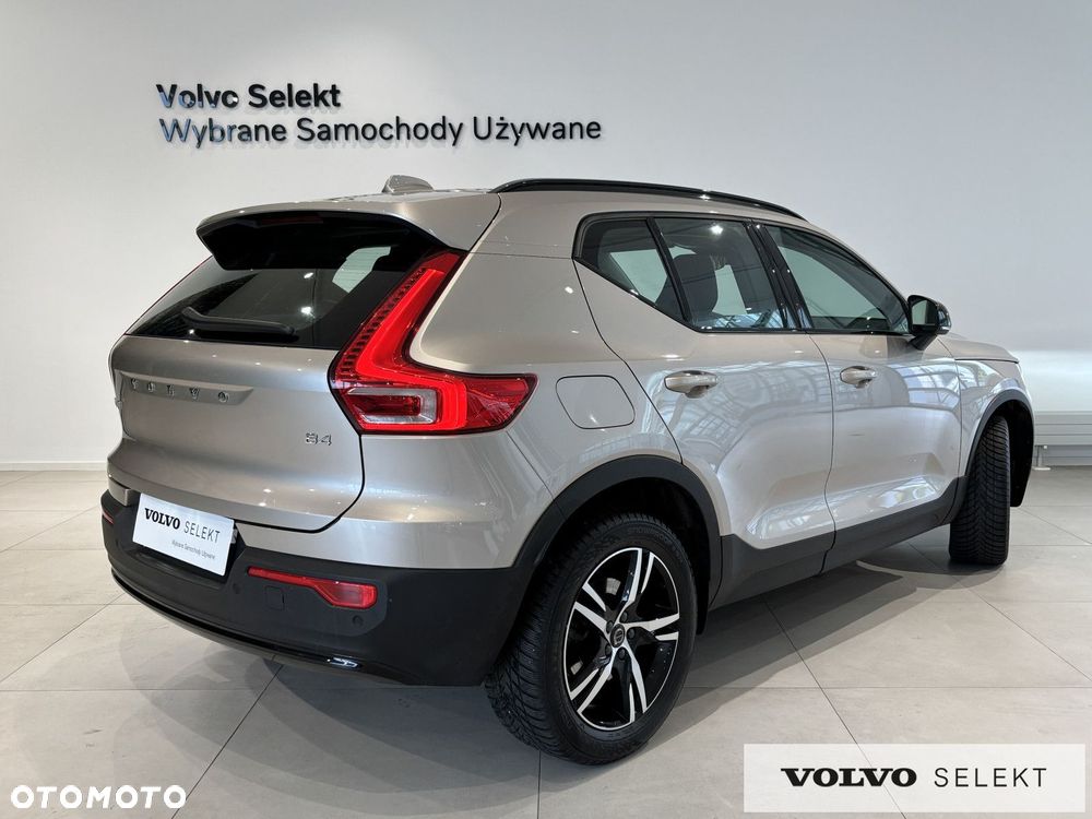 Volvo XC 40 - 6