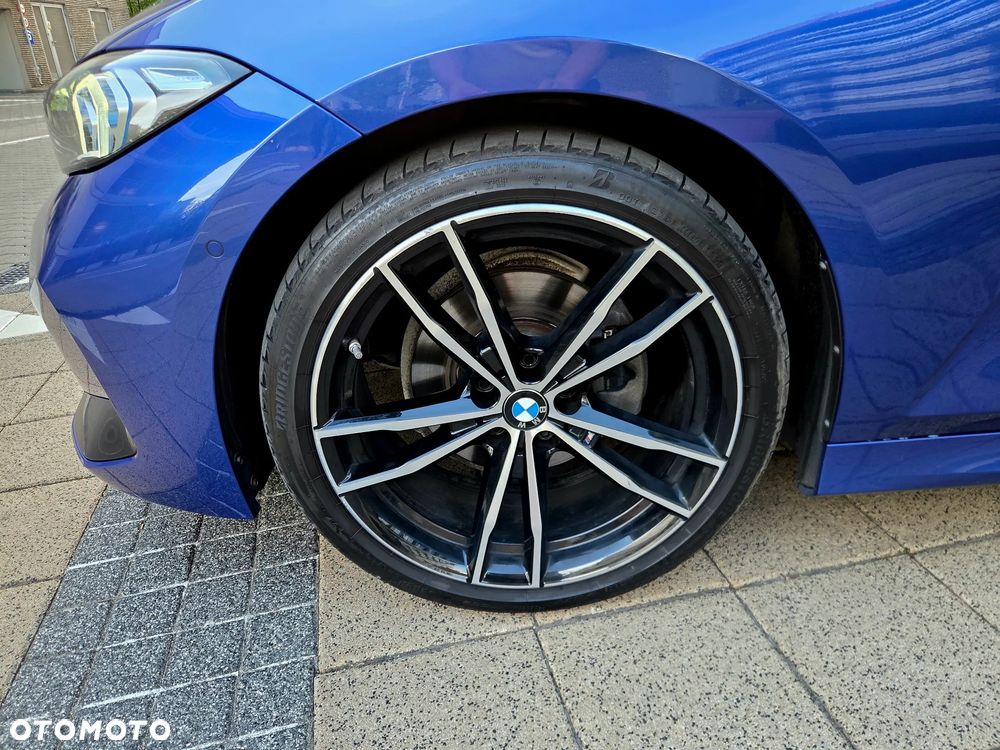 BMW Seria 3 320d xDrive MHEV Sport Line sport - 15