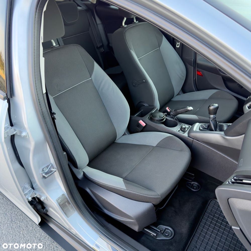 Ford Focus 1.6 Ti-VCT Trend - 24