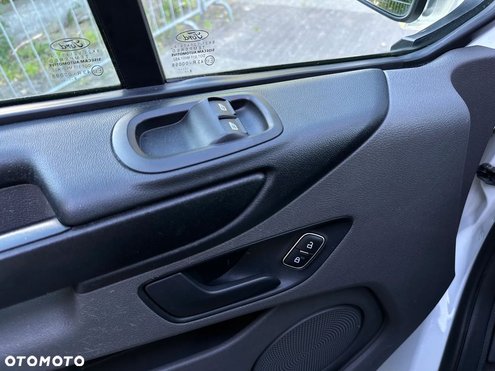 Ford TRANSIT CUSTOM L1H1 - 10