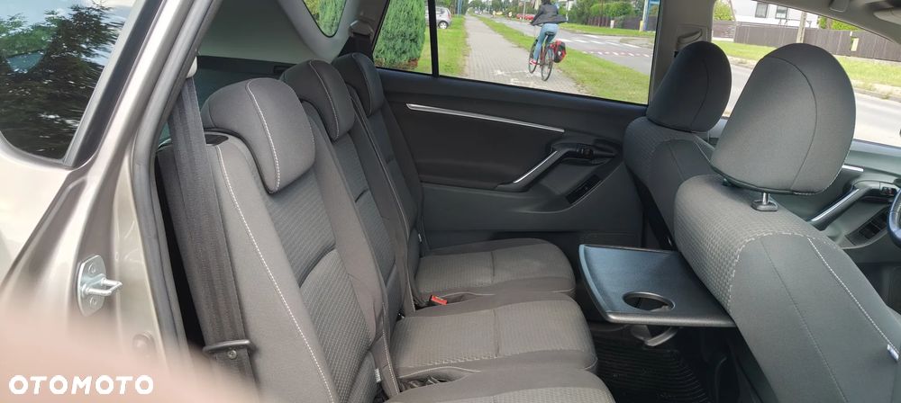 Toyota Corolla Verso - 28