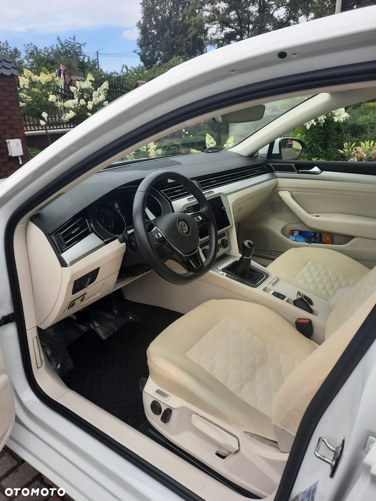 Volkswagen Passat 1.4 TSI BMT Comfortline - 6