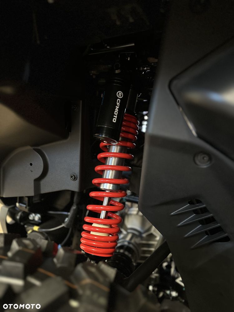 CFMoto CForce - 12