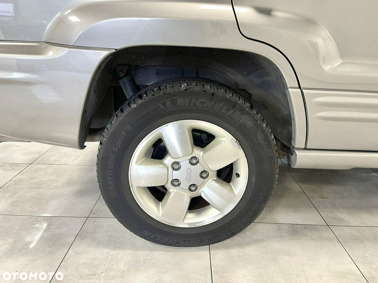 Jeep Grand Cherokee - 8