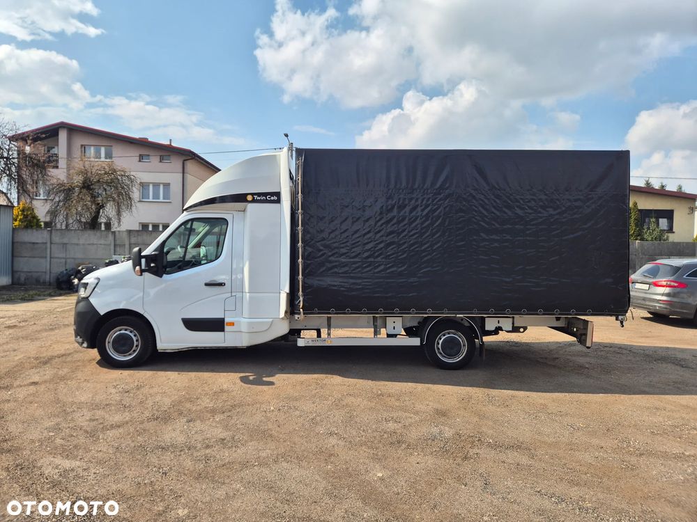 Renault MASTER 10EP PLANDEKA ZBROJONA SPOJTRAK TWINCAB 2.3 165KM SERWIS ASO BEZWYPADKOWY ZADBANY 2023 REGULACJA WYSOKOŚCI PODUSZKI FV23% WEBASTO BEZ WKŁADU FINANSOWEGO - 8