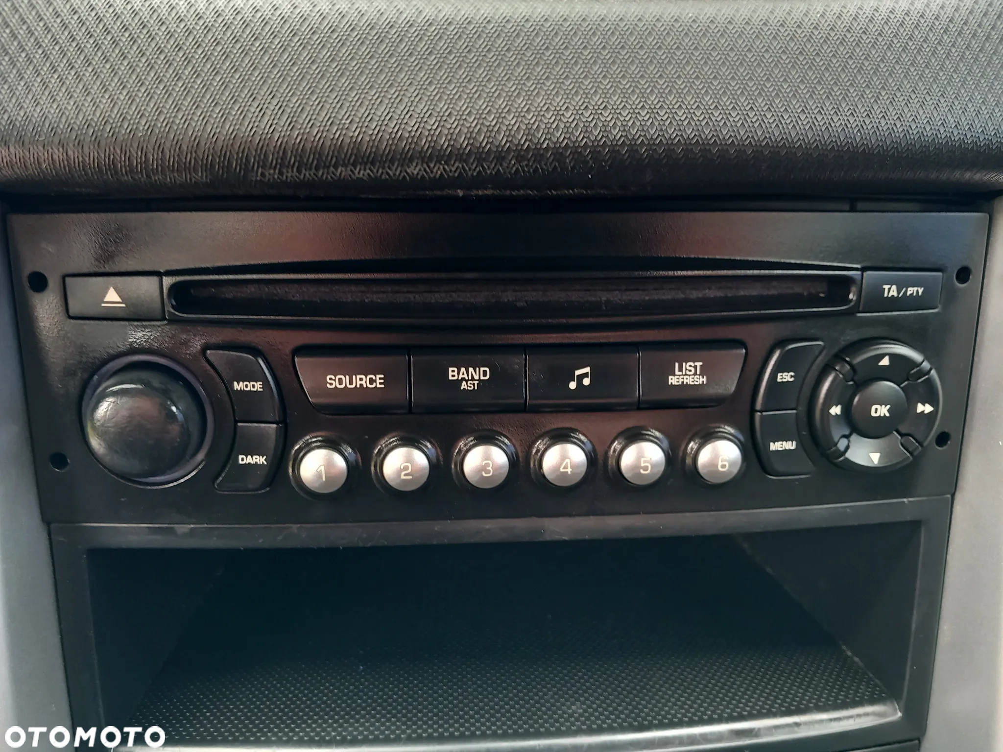 Peugeot 207 1.4 HDi Active - 24